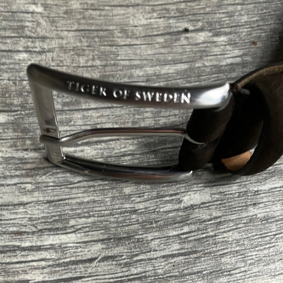 TIGER OF SWEDEN dark brown leather Ballonet N belt - Picture 3 of 7